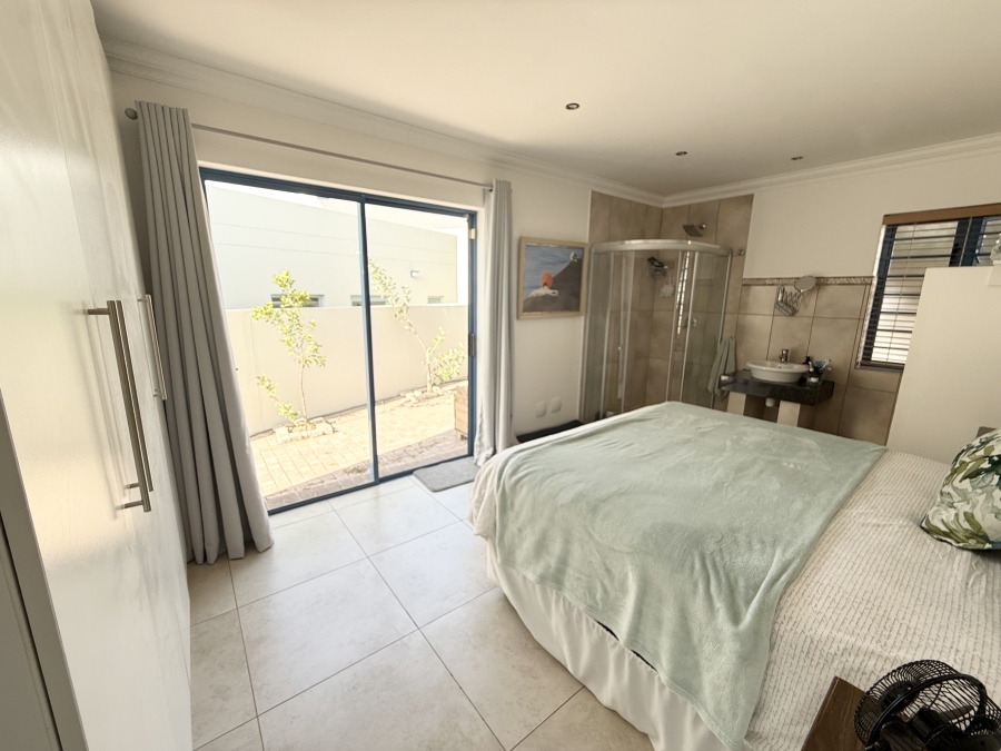 3 Bedroom Property for Sale in Blue Lagoon Western Cape